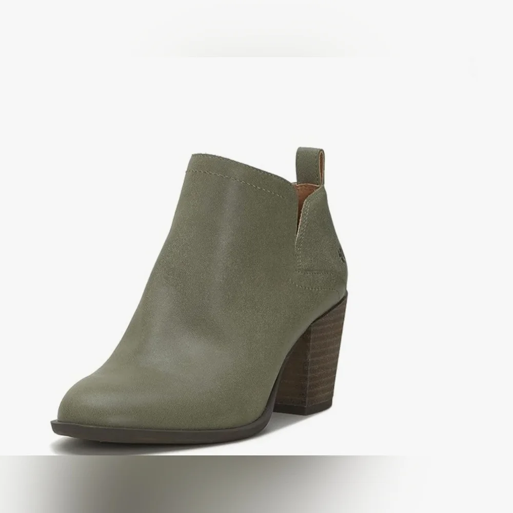 Lucky Brand Branndi Bootie in Olive Night, Size 8, NWOT
